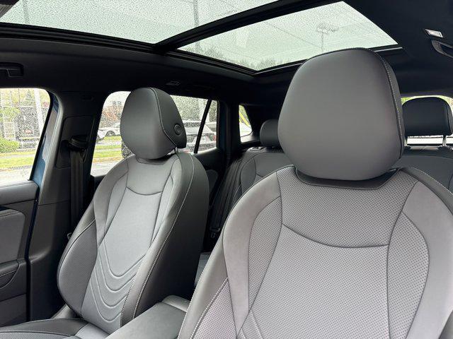Photo of 2025 Blue Volkswagen Tiguan