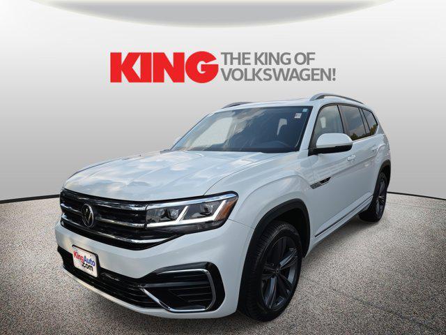 Photo of 2022 Pure White Volkswagen Atlas