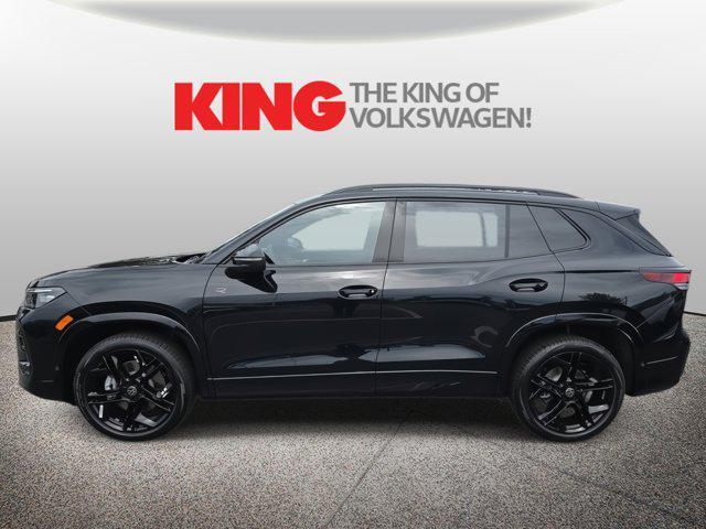 Photo of 2025 Deep Black Pearl Volkswagen Tiguan