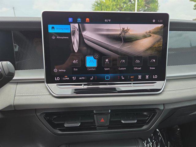 Photo of 2025 Deep Black Pearl Volkswagen Tiguan