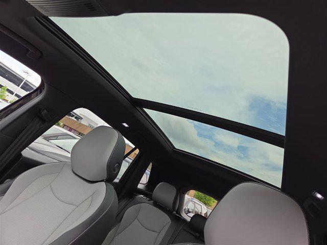 Photo of 2025 Deep Black Pearl Volkswagen Tiguan