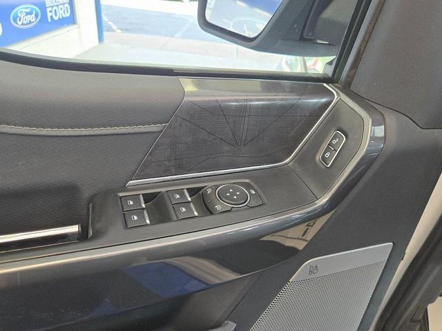 Photo of 2022 Oxford White Ford F-150