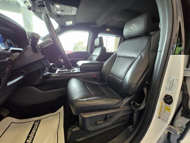 Photo of 2022 Oxford White Ford F-150