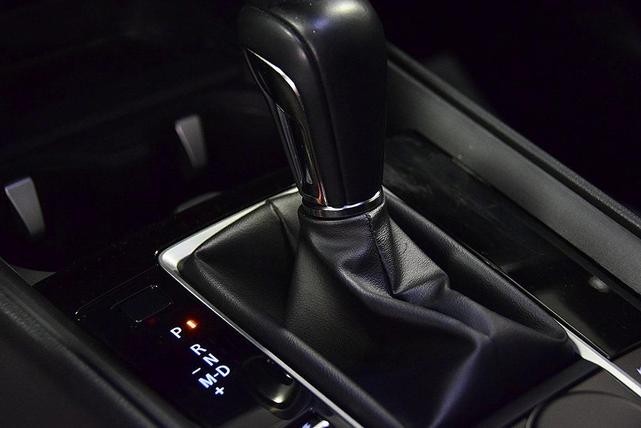 Photo of 2024 Ingot Blue Metallic Mazda CX-50