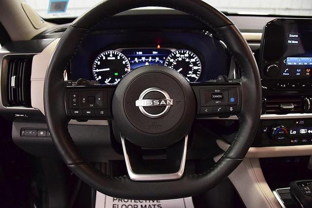 Photo of 2023 Obsidian Green Nissan Pathfinder