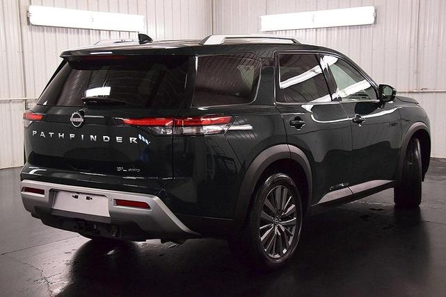 Photo of 2023 Obsidian Green Nissan Pathfinder