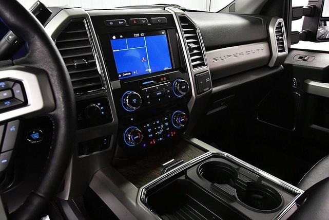 Photo of 2017 Magnetic Metallic Ford F-250
