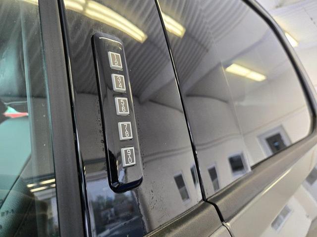 Photo of 2024 Carbonized Gray Metallic Ford F-250