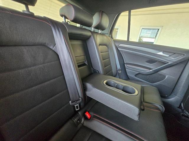 Photo of 2018 Deep Black Pearl Effect Volkswagen Golf GTI