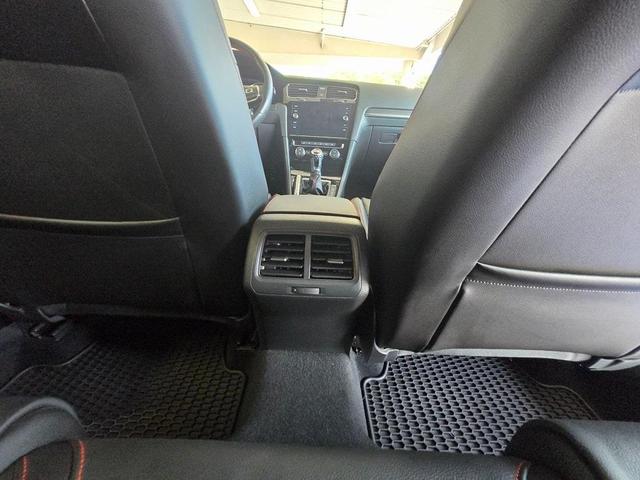 Photo of 2018 Deep Black Pearl Effect Volkswagen Golf GTI