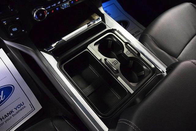 Photo of 2024 Agate Black Metallic Ford F-250