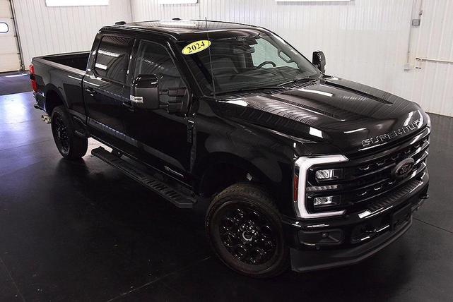 Photo of 2024 Agate Black Metallic Ford F-250