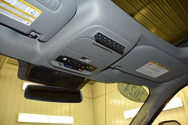 Photo of 2024 Agate Black Metallic Ford F-250