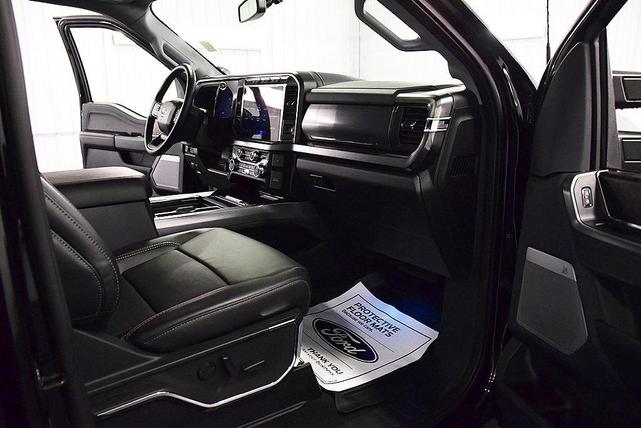Photo of 2024 Agate Black Metallic Ford F-250