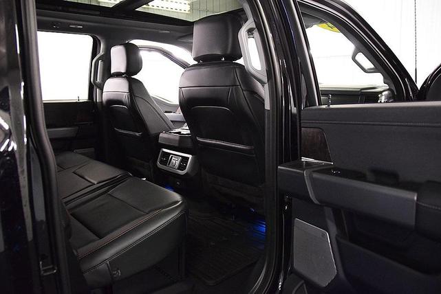 Photo of 2024 Agate Black Metallic Ford F-250