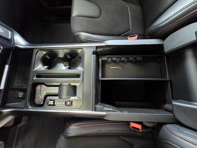 Photo of 2025 Green Ford F-150