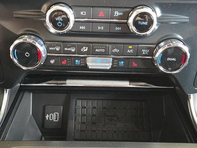 Photo of 2025 Green Ford F-150