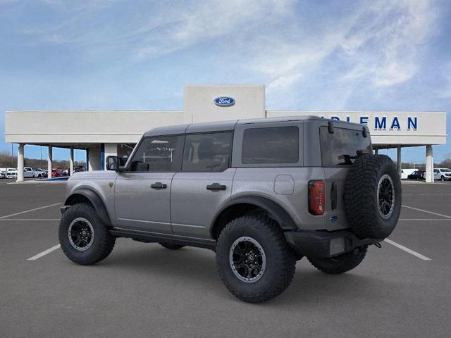 Photo of 2024 Carbonized Gray Metallic Ford Bronco