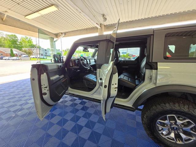 Photo of 2023 Cactus Green / Gray Ford Bronco