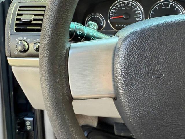 Photo of 2006 Blue Chevrolet Uplander