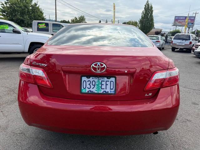 Photo of 2006 Burgundy Toyota Camry