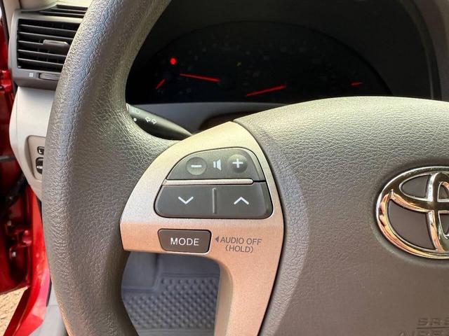 Photo of 2006 Burgundy Toyota Camry