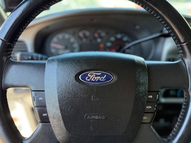 Photo of 2009 Oxford White Clearcoat Ford Ranger
