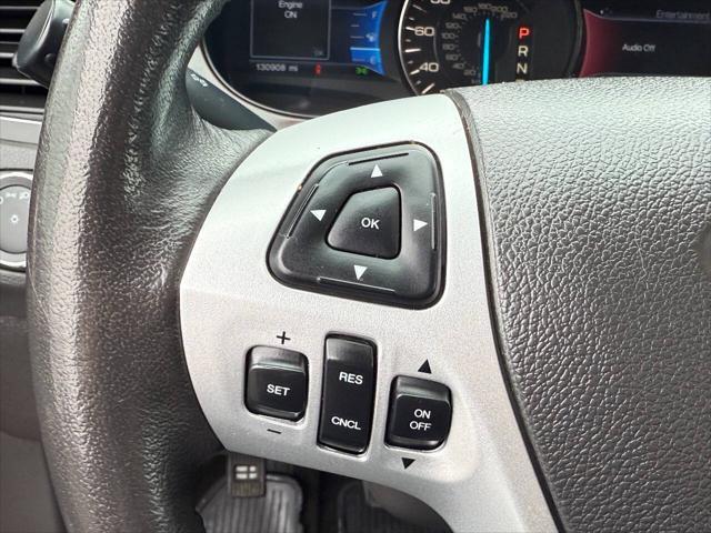 Photo of 2014 Burgundy Ford Edge