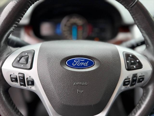 Photo of 2014 Burgundy Ford Edge