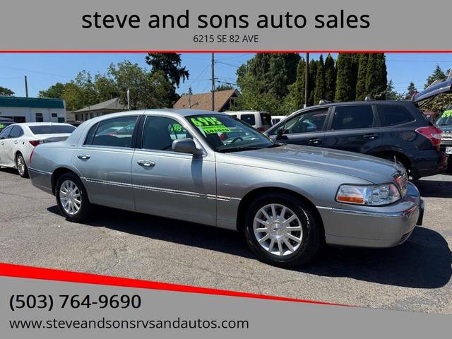 2006 Lincoln Town Car