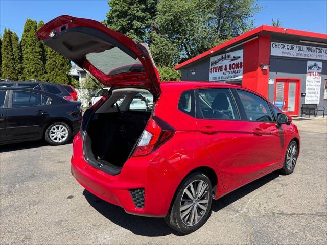 Photo of 2015 Red Honda Fit