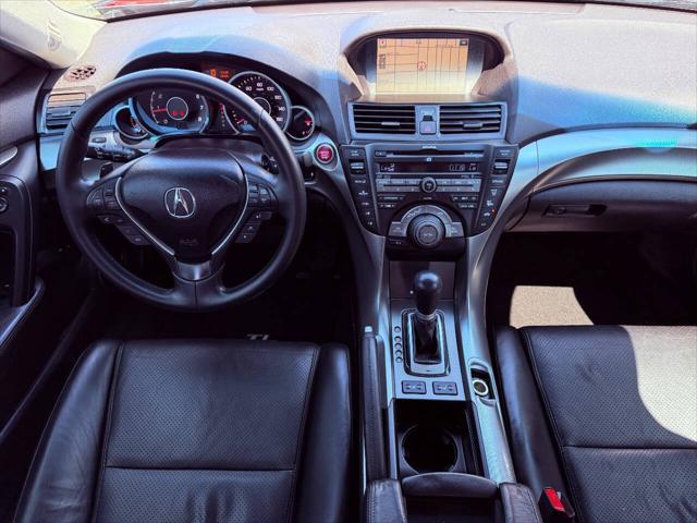 Photo of 2009 Gray Acura TL