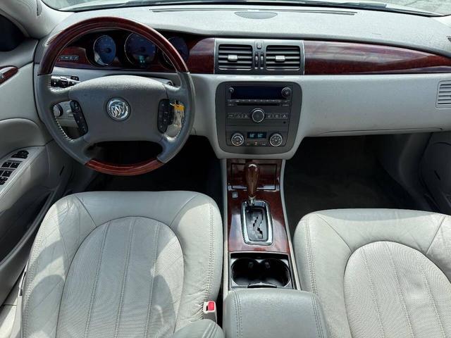 Photo of 2008 White Diamond Tricoat Buick Lucerne