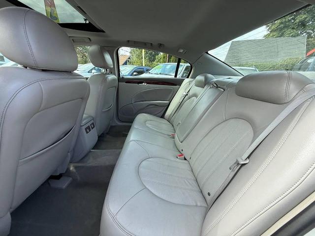 Photo of 2008 White Diamond Tricoat Buick Lucerne
