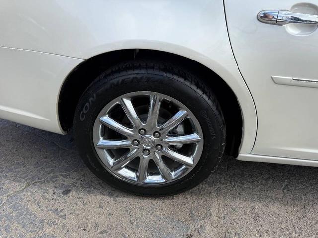 Photo of 2008 White Diamond Tricoat Buick Lucerne
