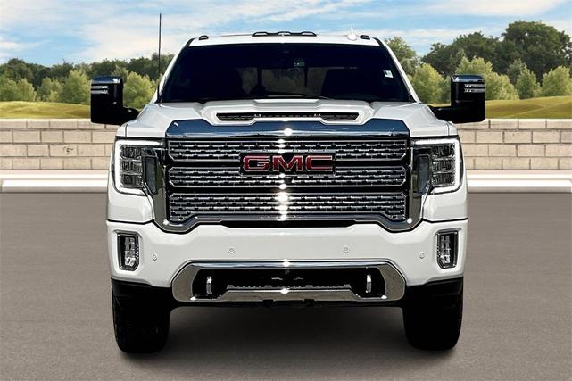 Photo of 2022 Summit White GMC Sierra 2500