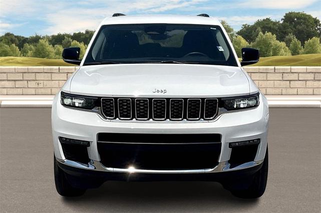 Photo of 2023 Bright White Clearcoat Jeep Grand Cherokee L