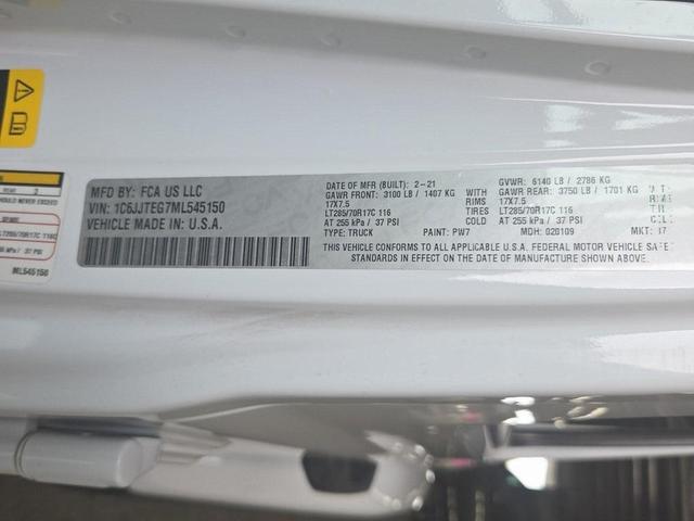 Photo of 2021 Bright White Clearcoat Jeep Gladiator