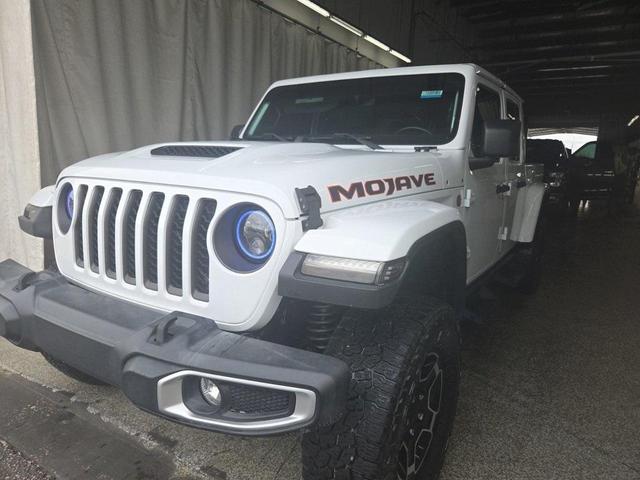 Photo of 2021 Bright White Clearcoat Jeep Gladiator