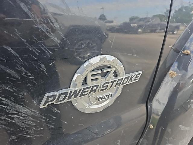 Photo of 2011 Tuxedo Black Metallic Ford F-450