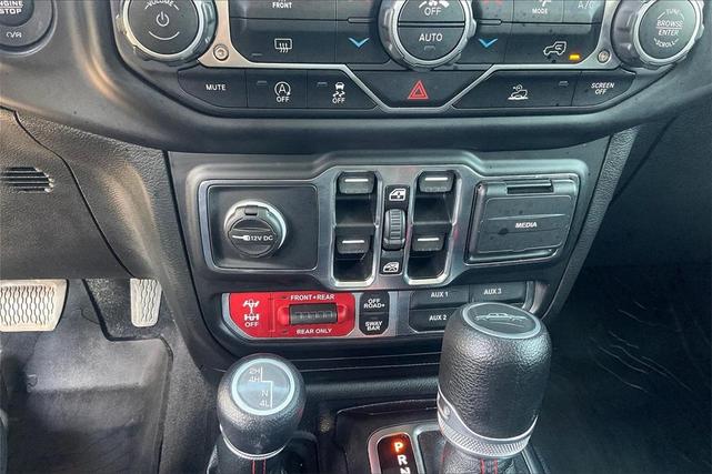 Photo of 2021 Sarge Green Clearcoat Jeep Gladiator