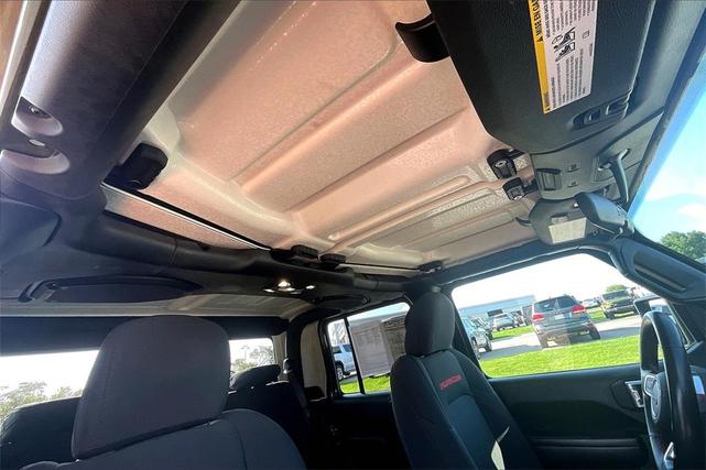 Photo of 2021 Sarge Green Clearcoat Jeep Gladiator