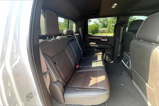 Photo of 2022 White Frost Tri-Coat GMC Sierra 1500