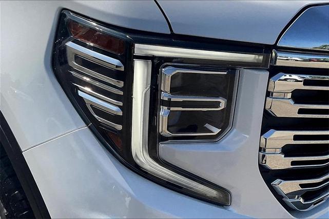 Photo of 2022 White Frost Tri-Coat GMC Sierra 1500