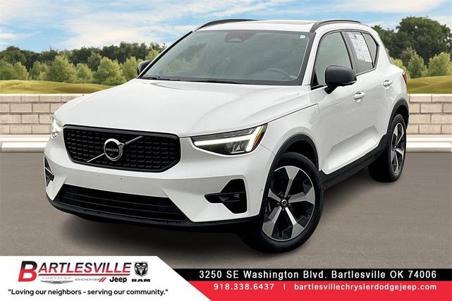 2023 Volvo XC40