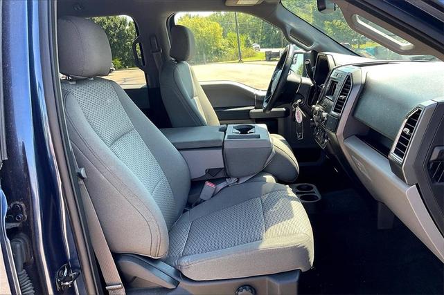 Photo of 2016 Blue Ford F-150
