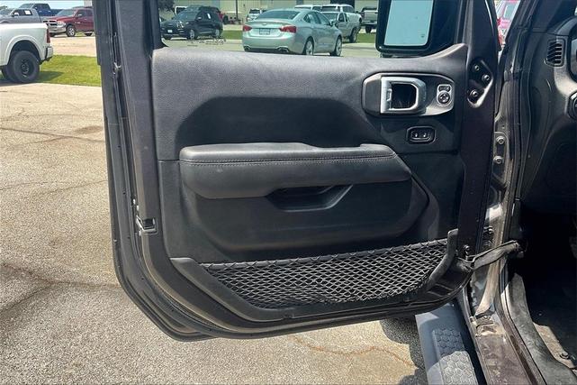 Photo of 2020 Granite Crystal Clearcoat Metallic Jeep Wrangler Unlimited