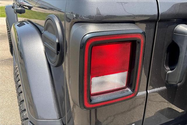 Photo of 2020 Granite Crystal Clearcoat Metallic Jeep Wrangler Unlimited