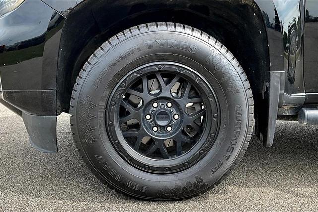 Photo of 2022 Black GMC Canyon