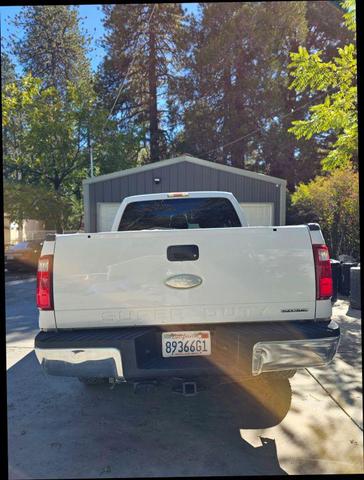 Photo of 2012 Oxford White Ford F-250
